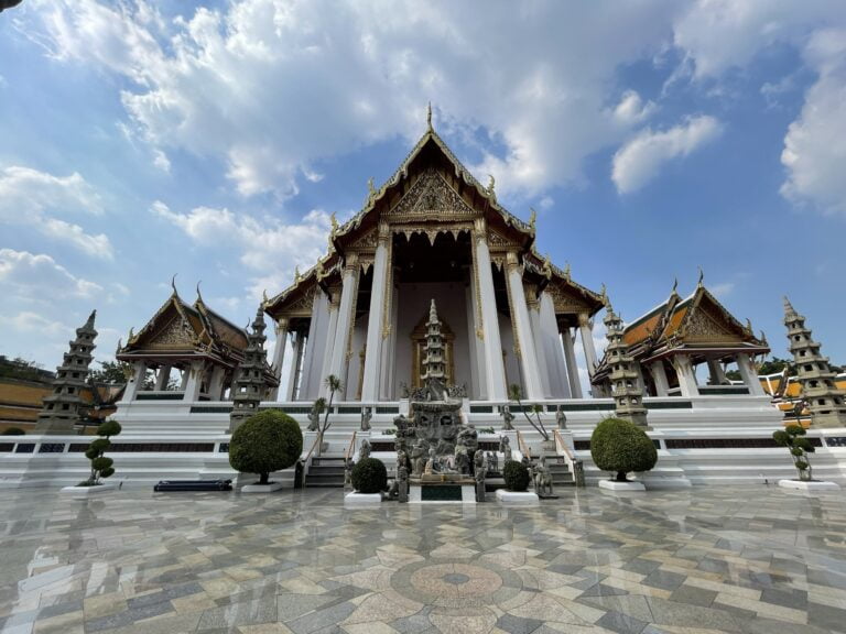 Wat Suthat Thepwararam Ratchaworamahawihan